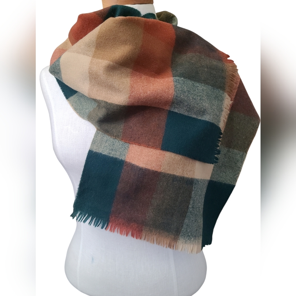 Vintage Don Loper Beverly Hills Virgin Wool Scarf Large Checked Plaid Fringe
